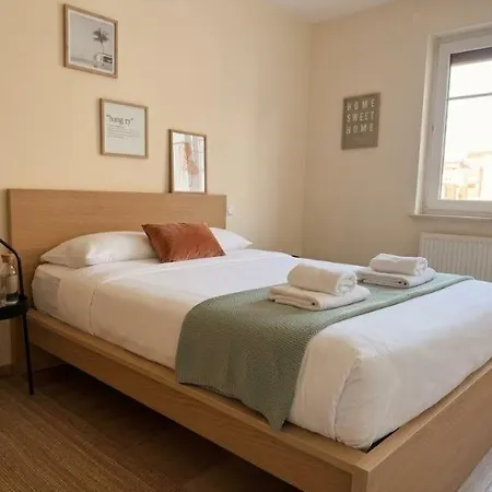 Perfect Escape 2br Flat W Parking Near The Train Station *